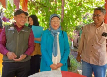 Kunjungan Kepala LLDIKTI 4 di Kampung Cendekia RW 02 Kelurahan Cigugur Tengah